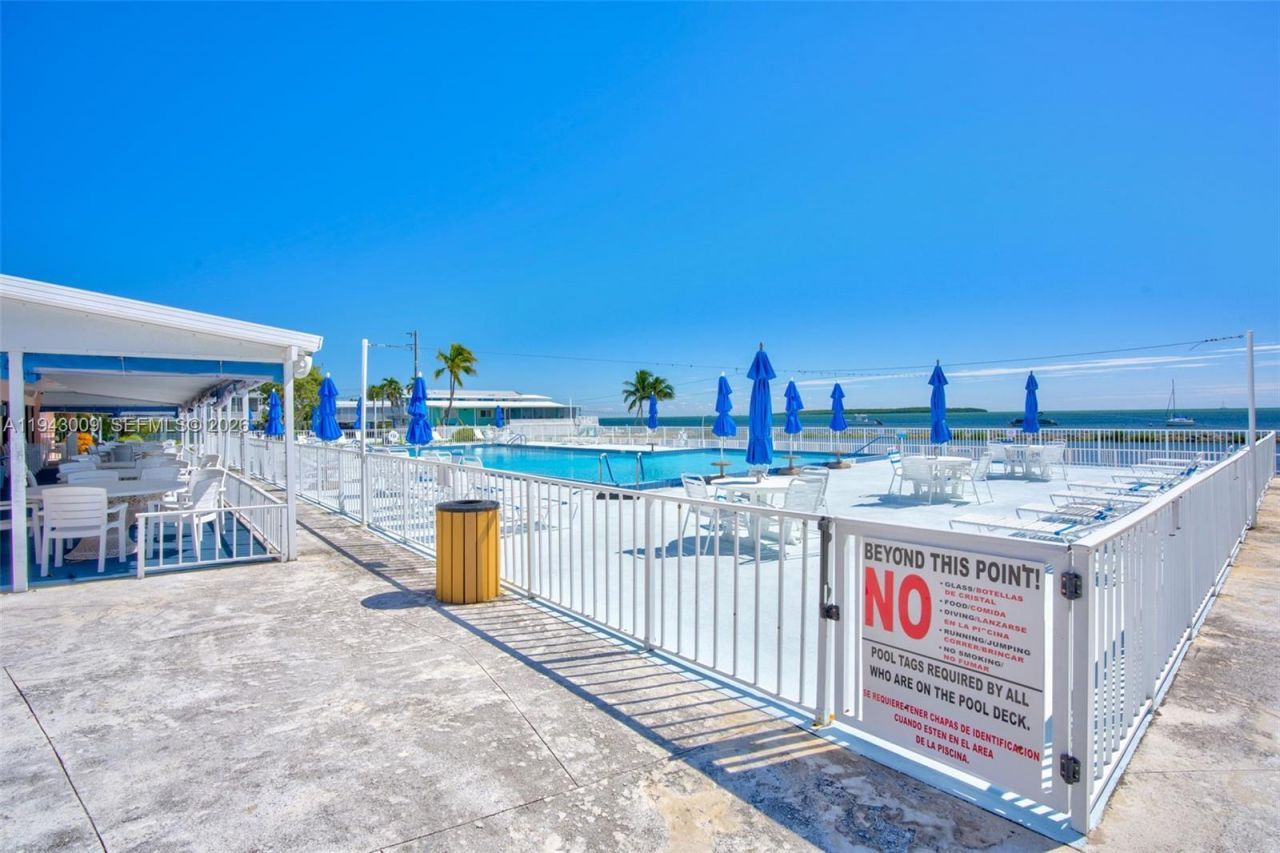 808 S Silver Circle , Key Largo, FL 33037 Photo