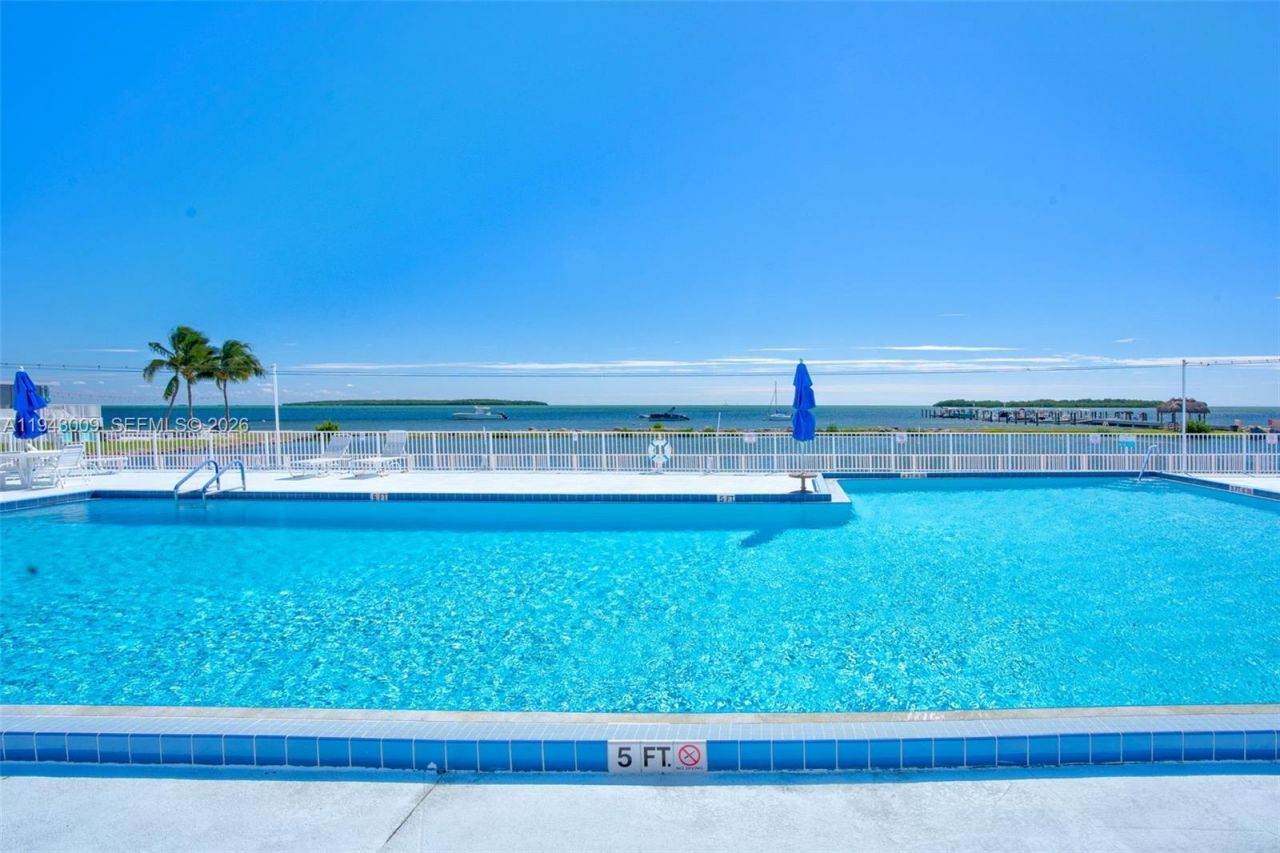 808 S Silver Circle , Key Largo, FL 33037 Photo