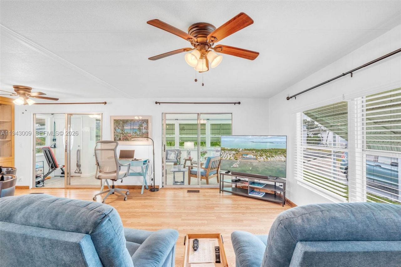 808 S Silver Circle , Key Largo, FL 33037 Photo