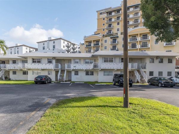 7324 SW 82nd St, Unit B108, Miami, FL 33143