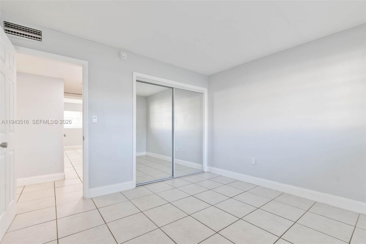 7324 SW 82nd St, Unit B108, Miami, FL 33143 Photo