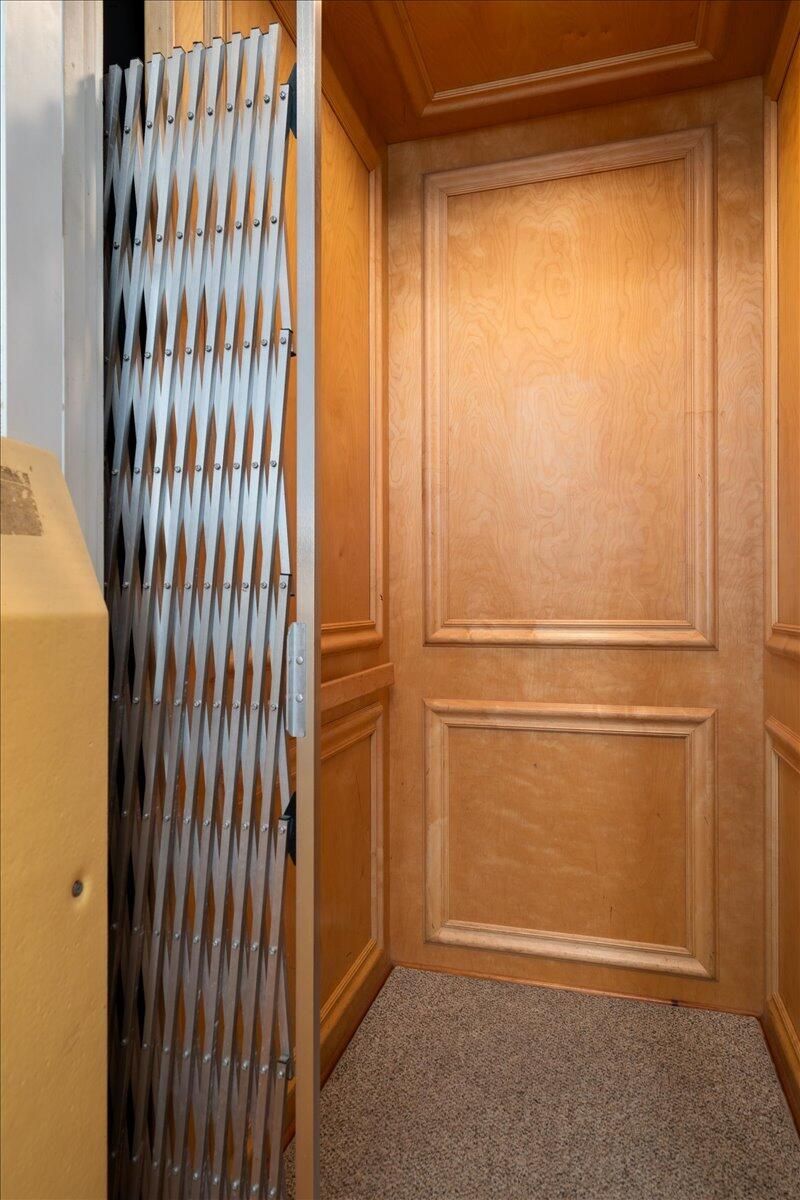 811 W Ashley Avenue Photo 13