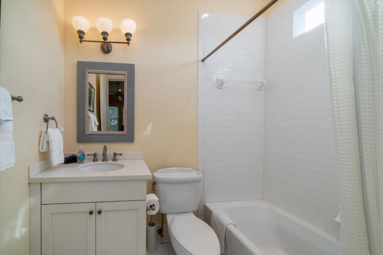 811 W Ashley Avenue Photo 19