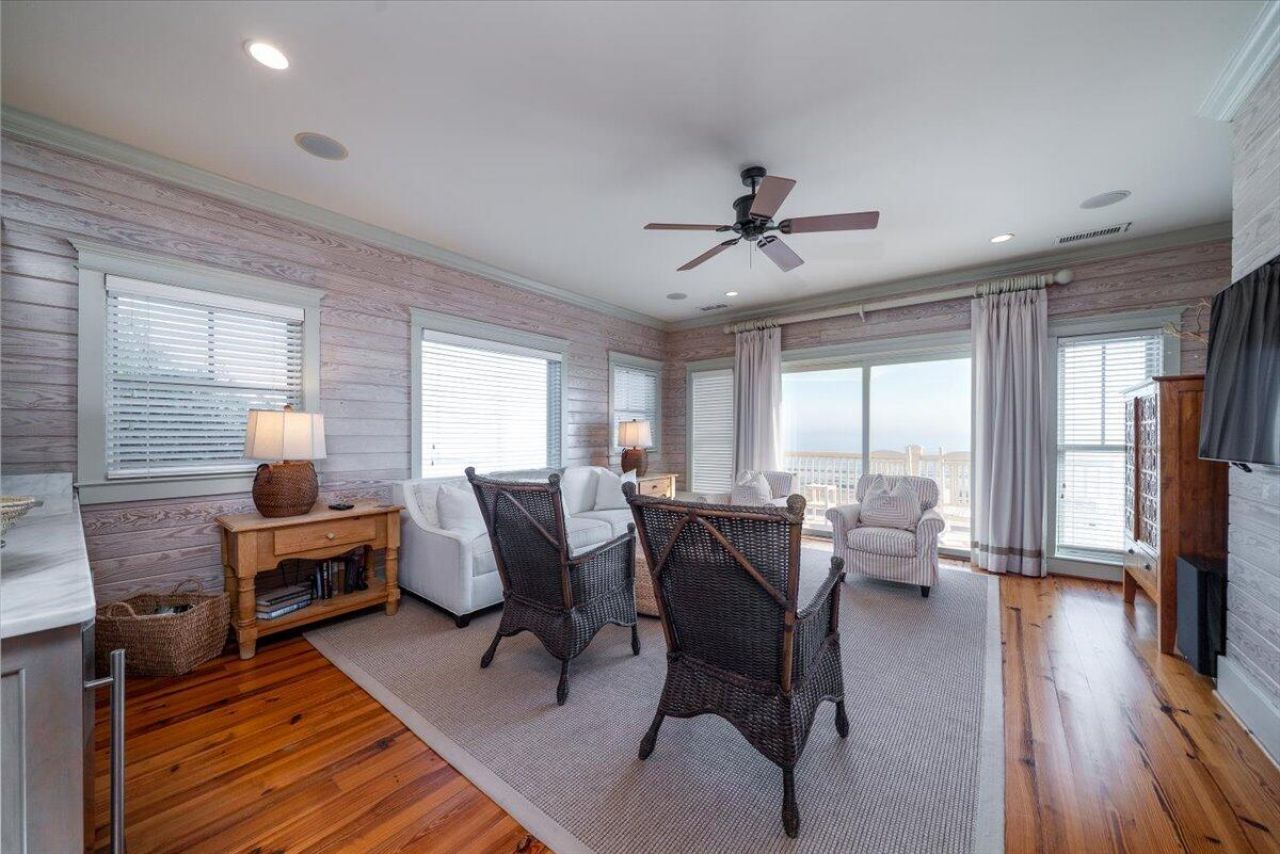 811 W Ashley Avenue Photo 30