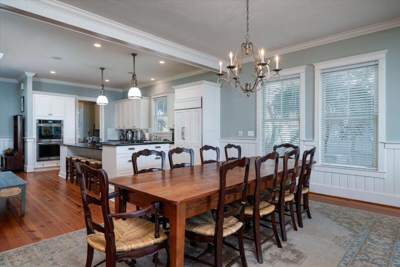 811 W Ashley Avenue Photo 8