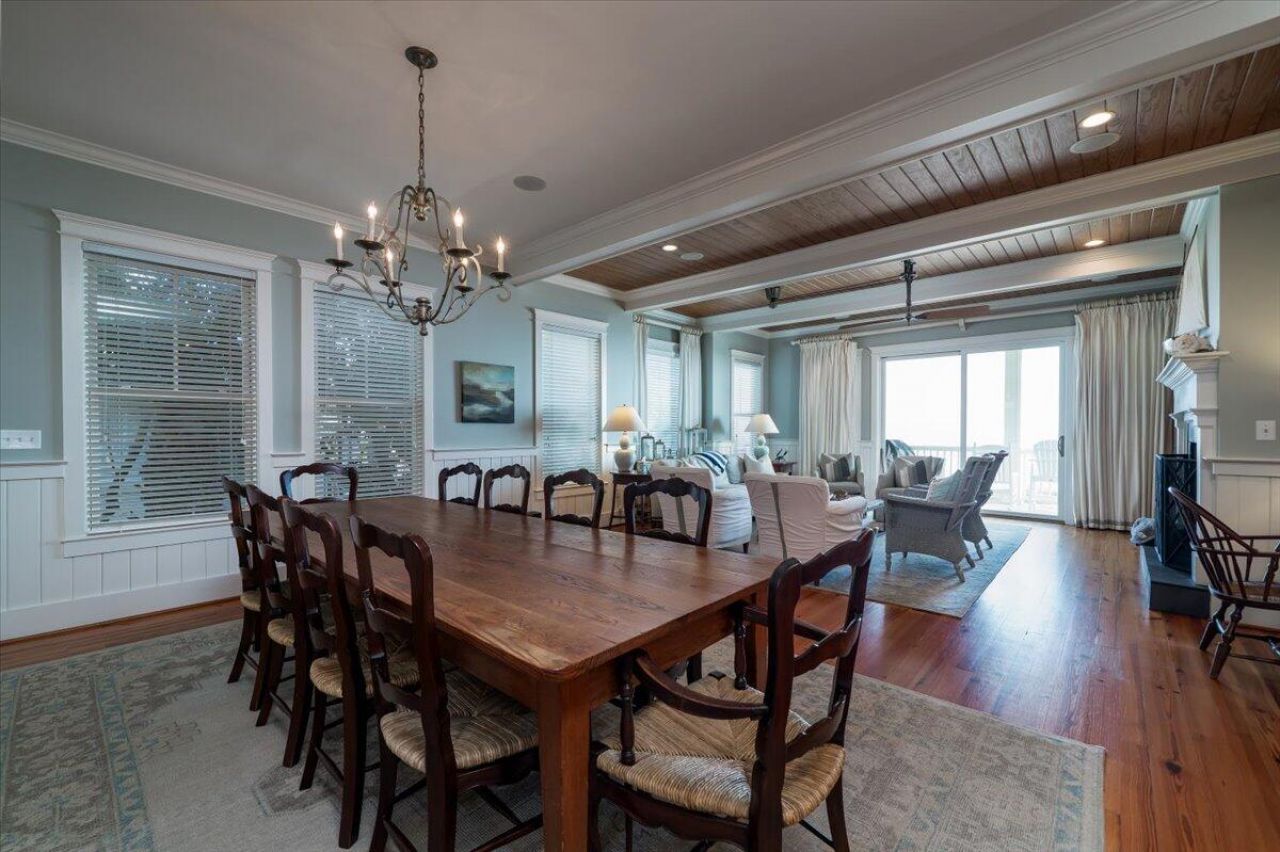 811 W Ashley Avenue Photo 9