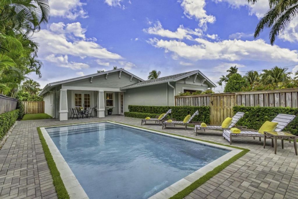 1218 N Palmway, Lake Worth Beach, FL 33460 Photo