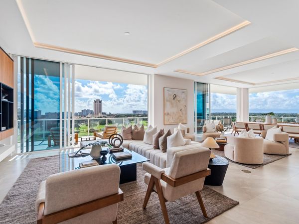 220 SE Mizner Boulevard, Unit Ph-24, Boca Raton, FL 33432