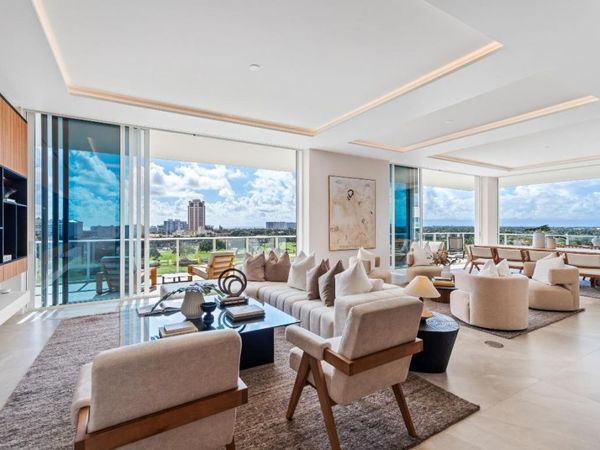 220 SE Mizner Boulevard, Unit Ph-24, Boca Raton, FL 33432