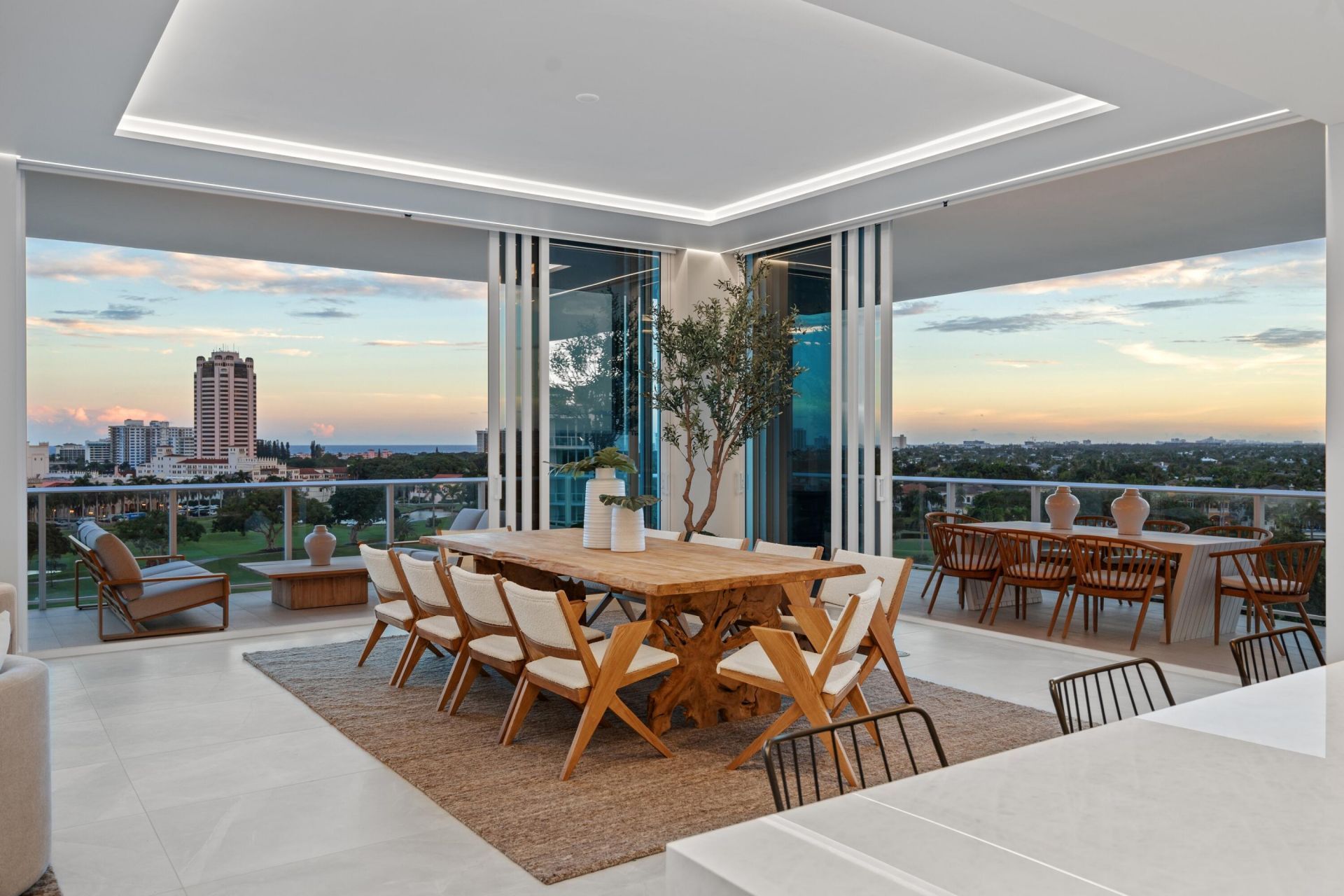 220 SE Mizner Boulevard, Unit Ph-24, Boca Raton, FL 33432 Photo