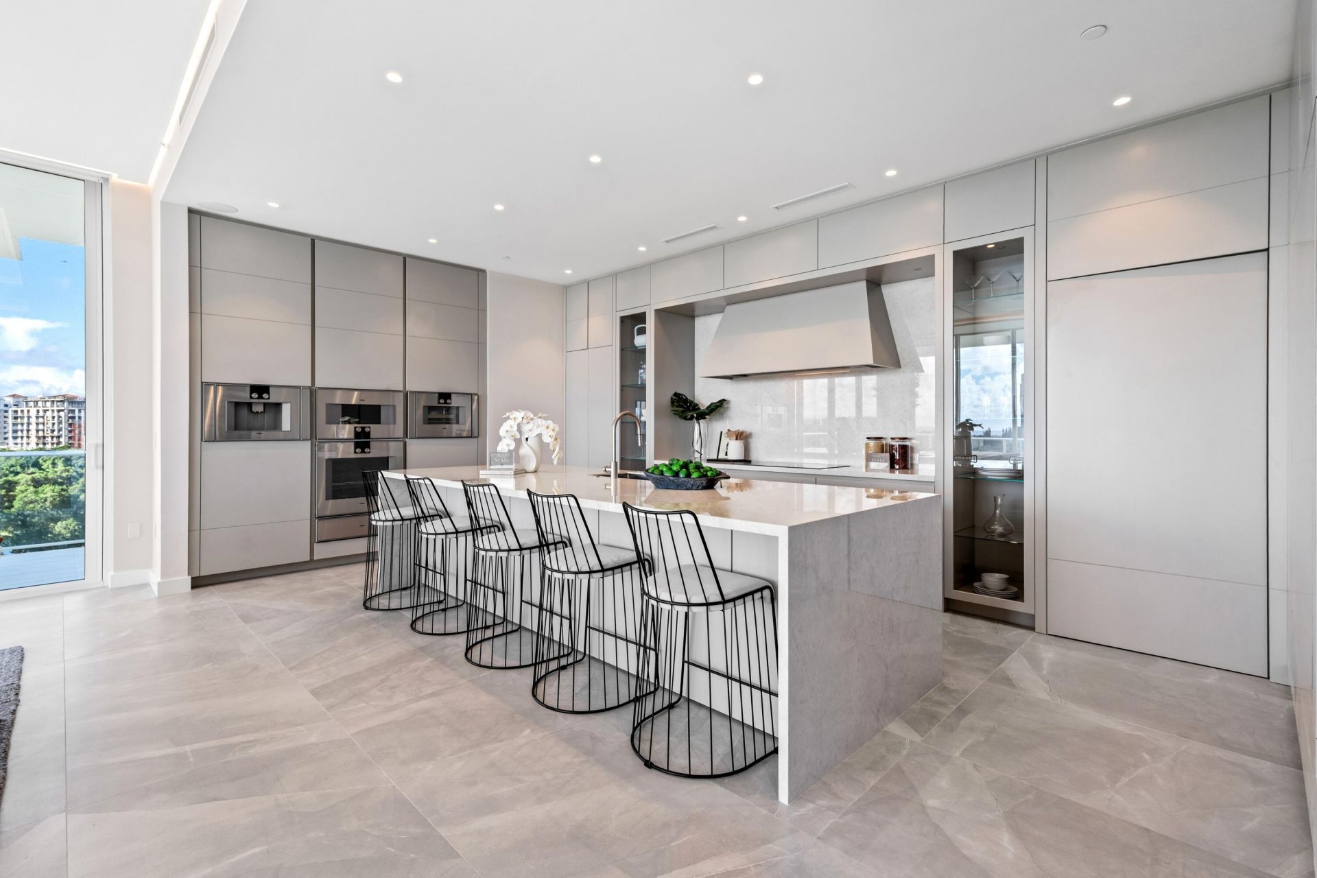 220 SE Mizner Boulevard, Unit Ph-24, Boca Raton, FL 33432 Photo