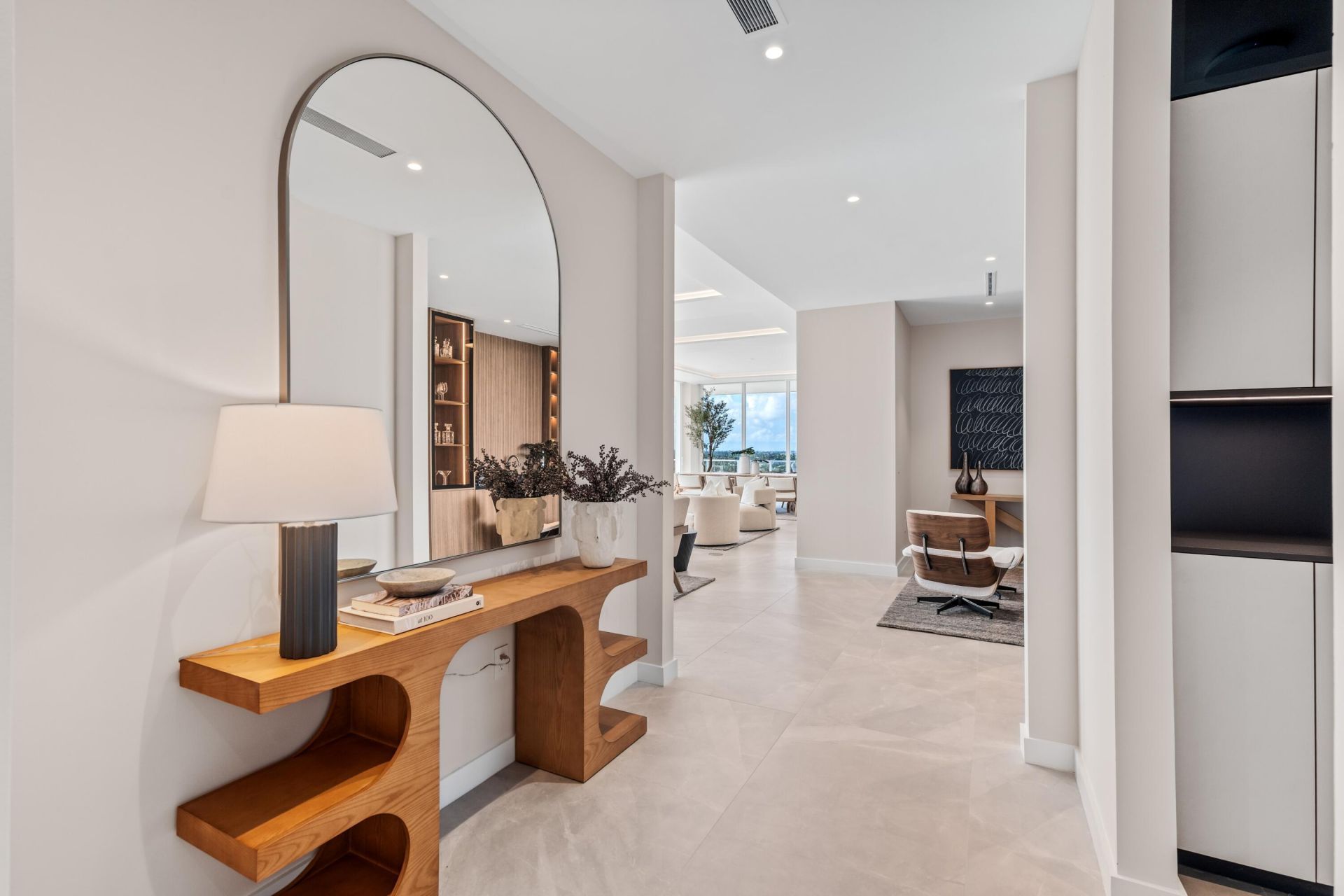 220 SE Mizner Boulevard, Unit Ph-24, Boca Raton, FL 33432 Photo