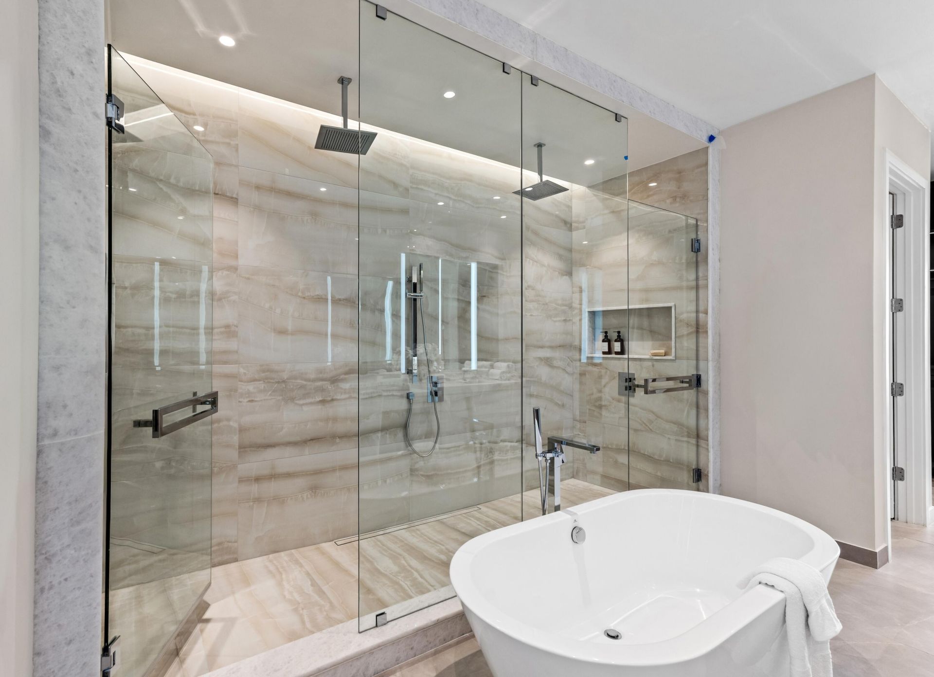 220 SE Mizner Boulevard, Unit Ph-24, Boca Raton, FL 33432 Photo