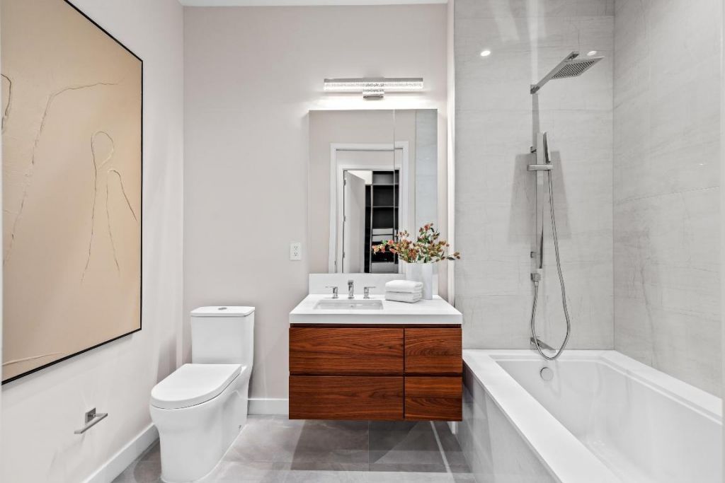 220 SE Mizner Boulevard, Unit Ph-24, Boca Raton, FL 33432 Photo