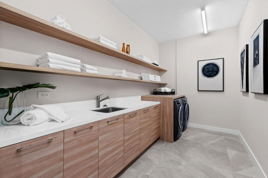 220 SE Mizner Boulevard, Unit Ph-24, Boca Raton, FL 33432 Photo