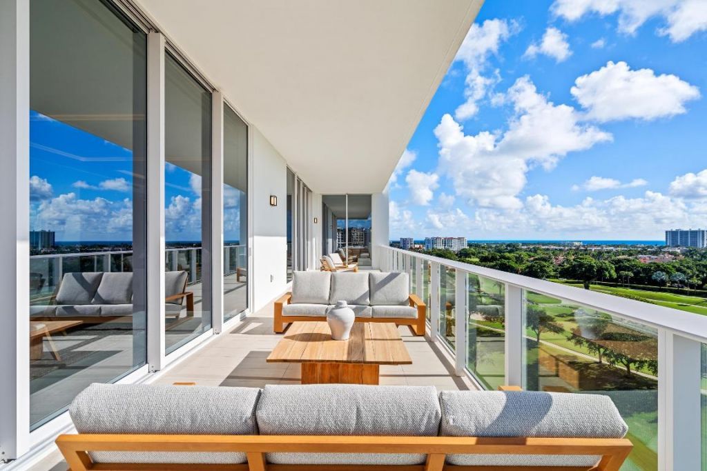 220 SE Mizner Boulevard, Unit Ph-24, Boca Raton, FL 33432 Photo