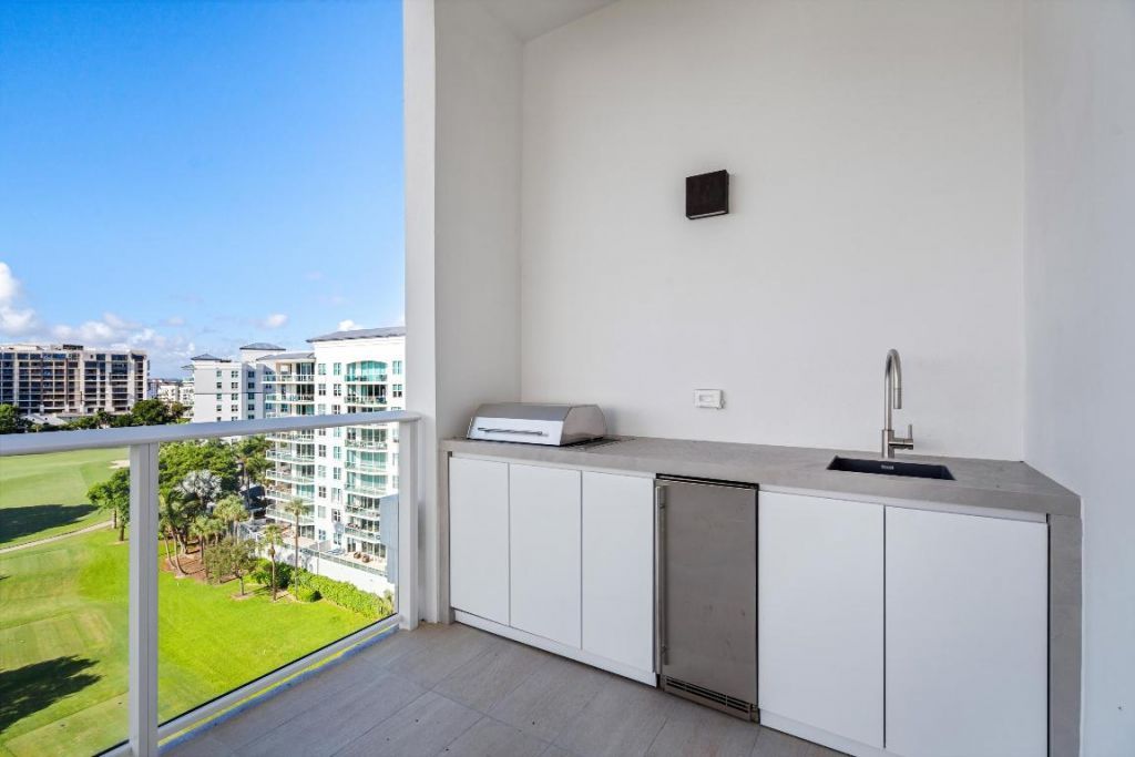 220 SE Mizner Boulevard, Unit Ph-24, Boca Raton, FL 33432 Photo