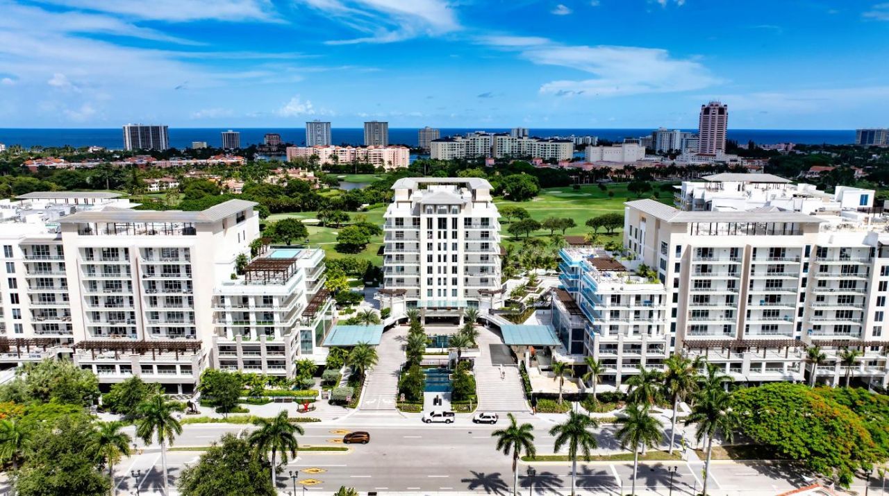 220 SE Mizner Boulevard, Unit Ph-24, Boca Raton, FL 33432 Photo