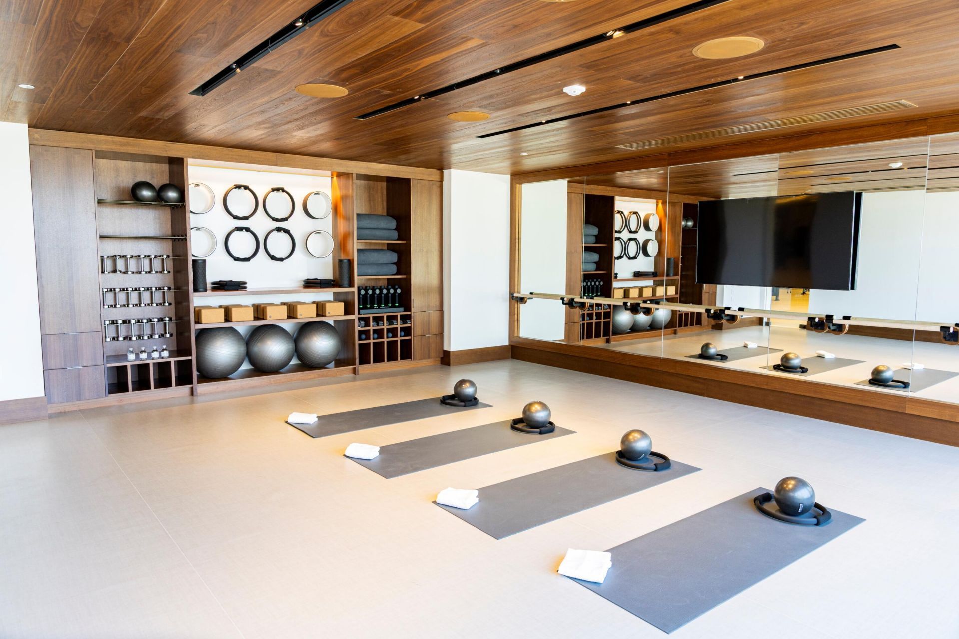 220 SE Mizner Boulevard, Unit Ph-24, Boca Raton, FL 33432 Photo