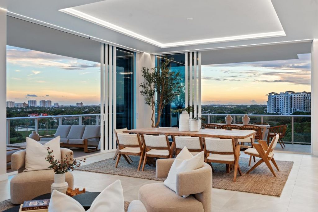 220 SE Mizner Boulevard, Unit Ph-24, Boca Raton, FL 33432 Photo