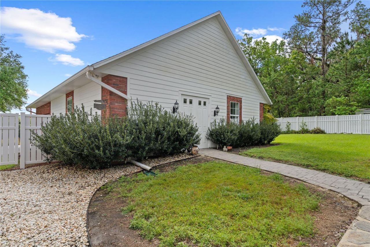 12345 Citrus Way, Brooksville, FL 34601 Photo