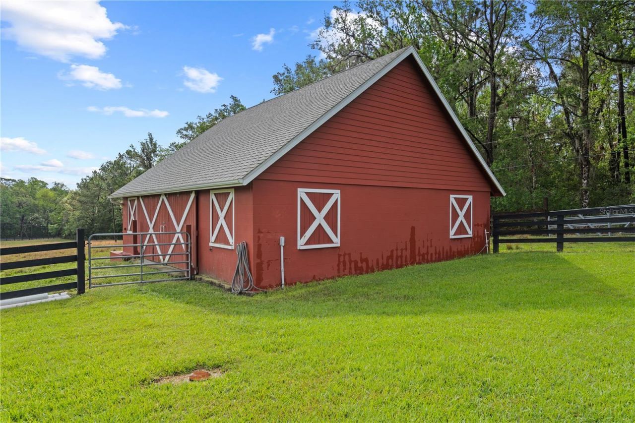 12345 Citrus Way, Brooksville, FL 34601 Photo