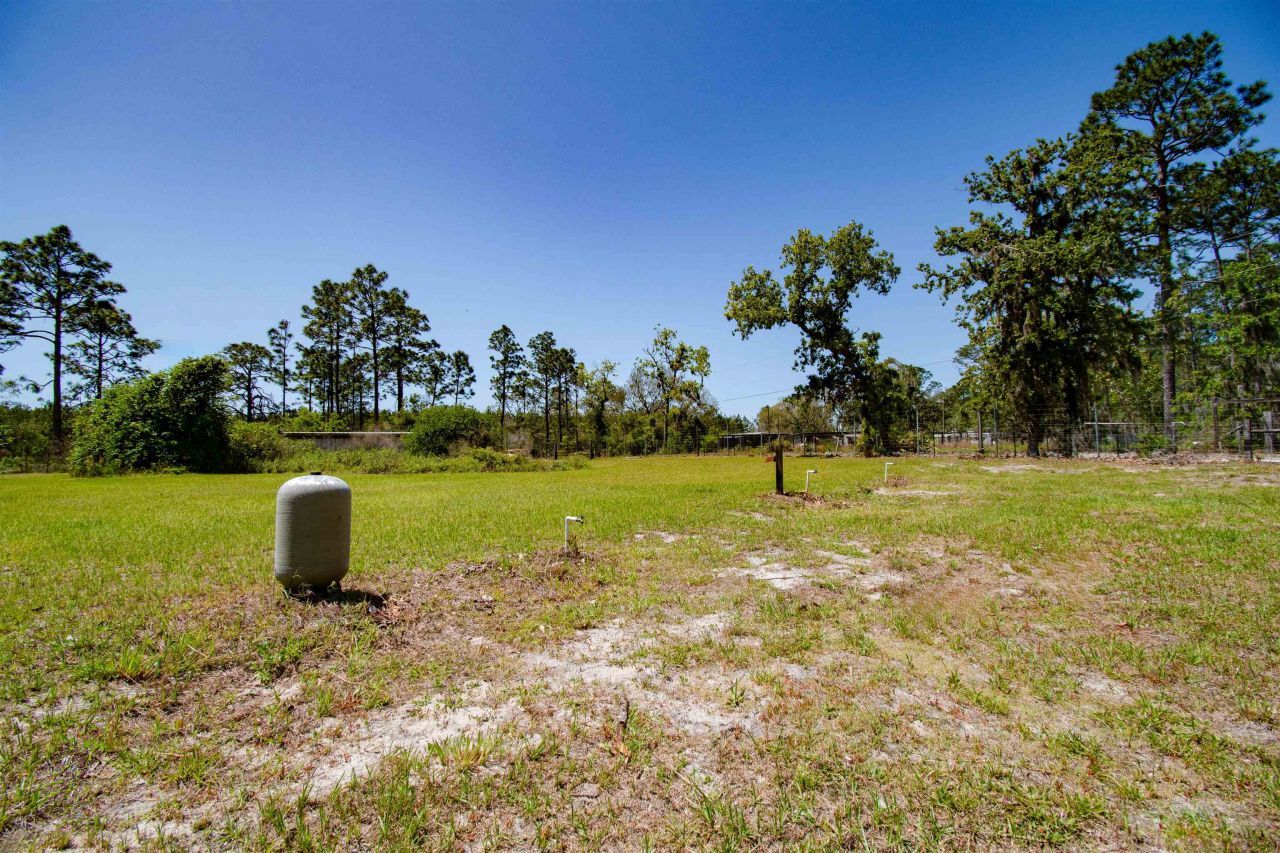 22754 Salem Tower Rd, Unit 1-5, Steinhatchee, FL 32359 Photo