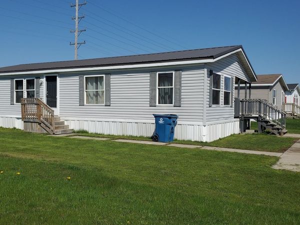 2770 Ivy Lane S, Unit LOT 143, Mt Pleasant, MI 48858