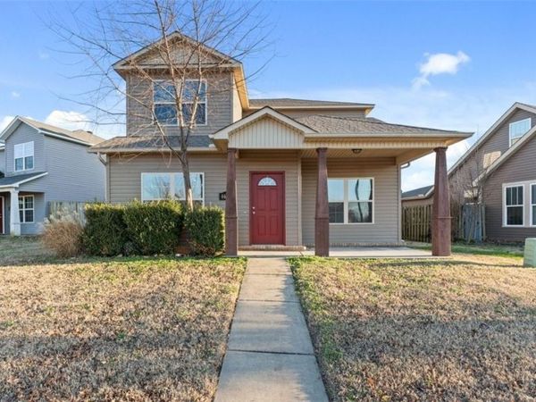 4600 W Colfax Loop, Fayetteville, AR 72704