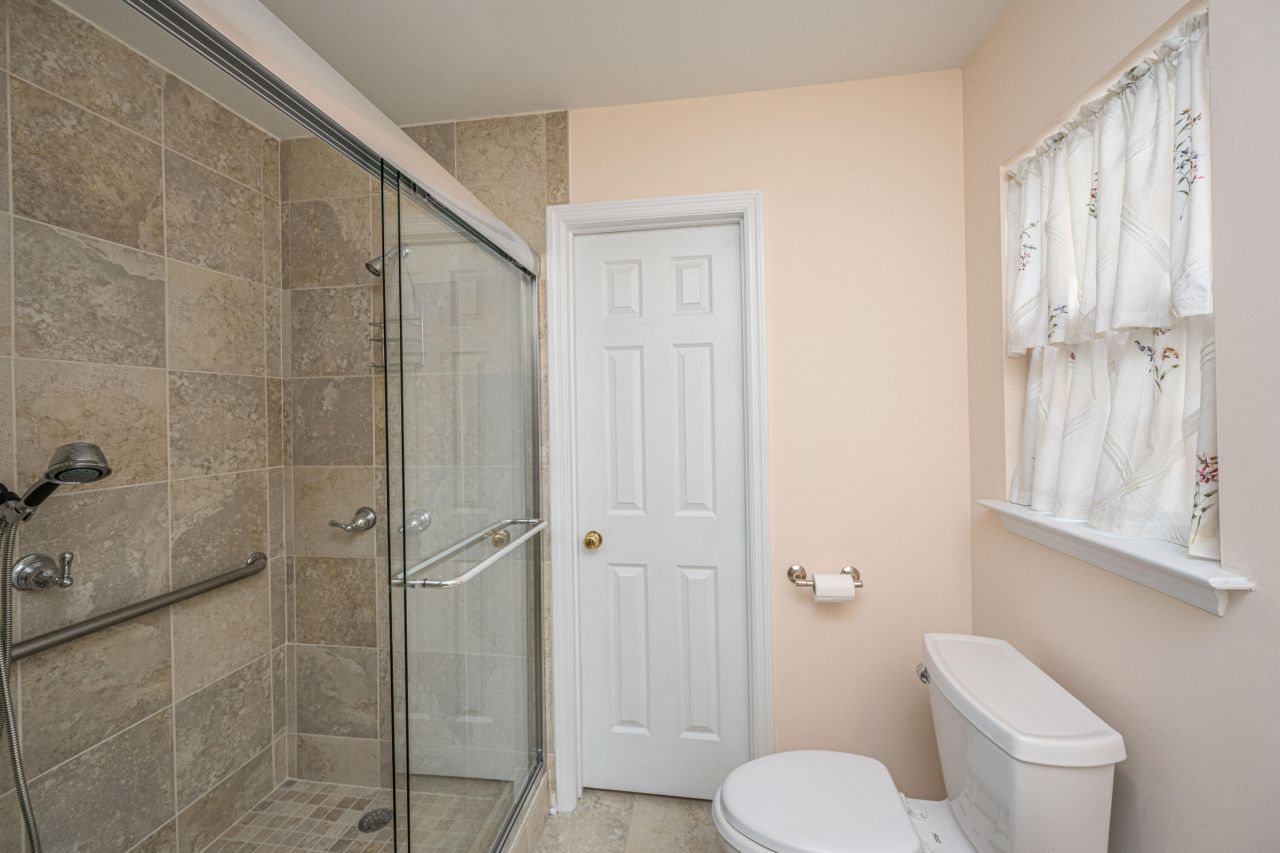 100 Moon Shadow Lane Photo 17