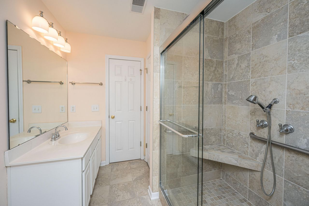 100 Moon Shadow Lane Photo 18