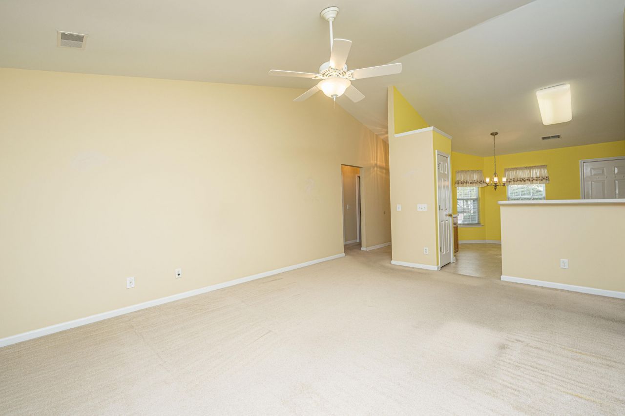 100 Moon Shadow Lane Photo 5