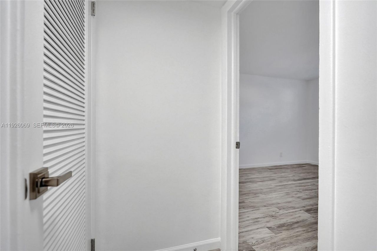 243 Castlewood Dr, Unit 2, North Palm Beach, FL 33408 Photo