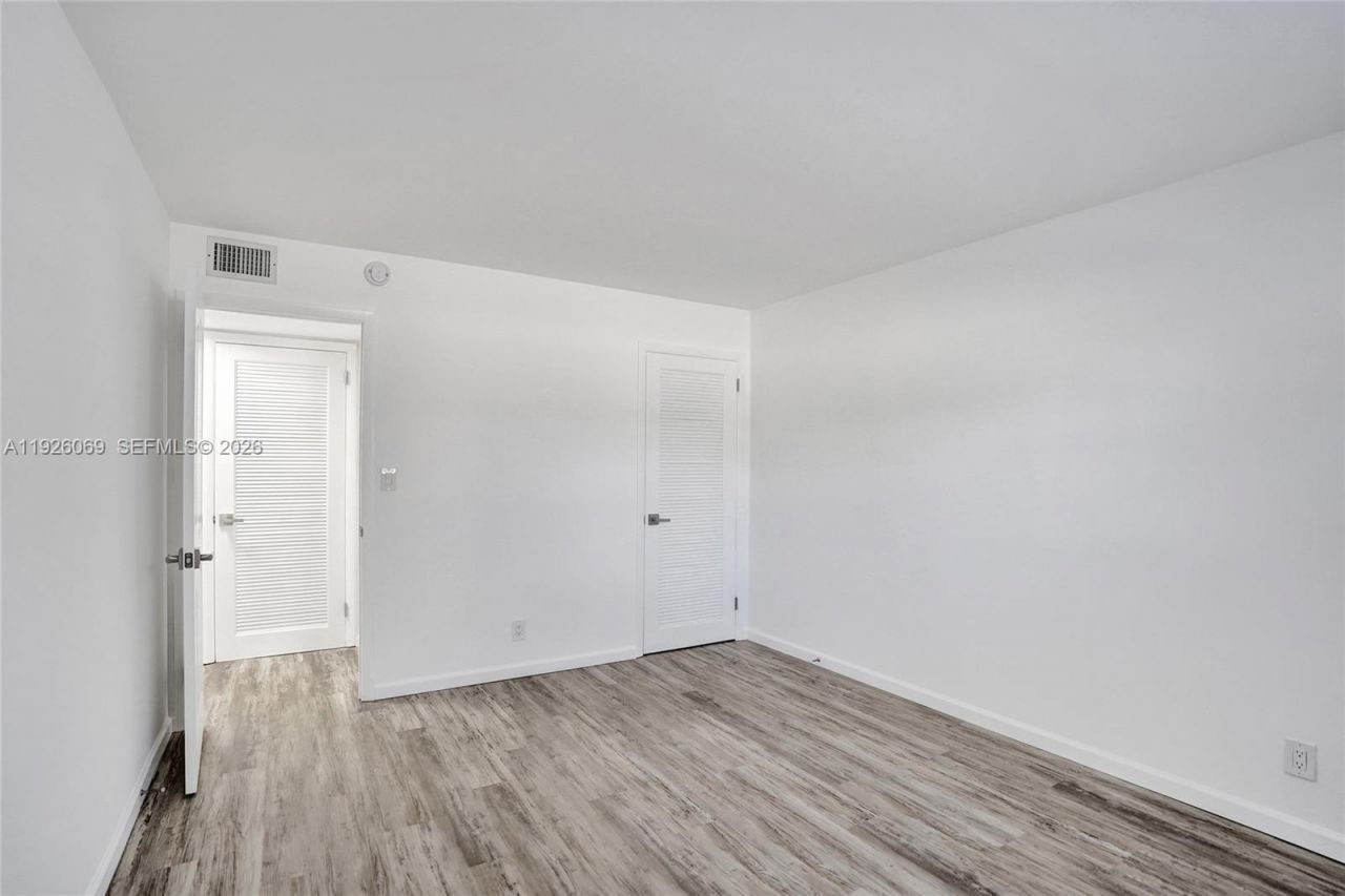 243 Castlewood Dr, Unit 2, North Palm Beach, FL 33408 Photo