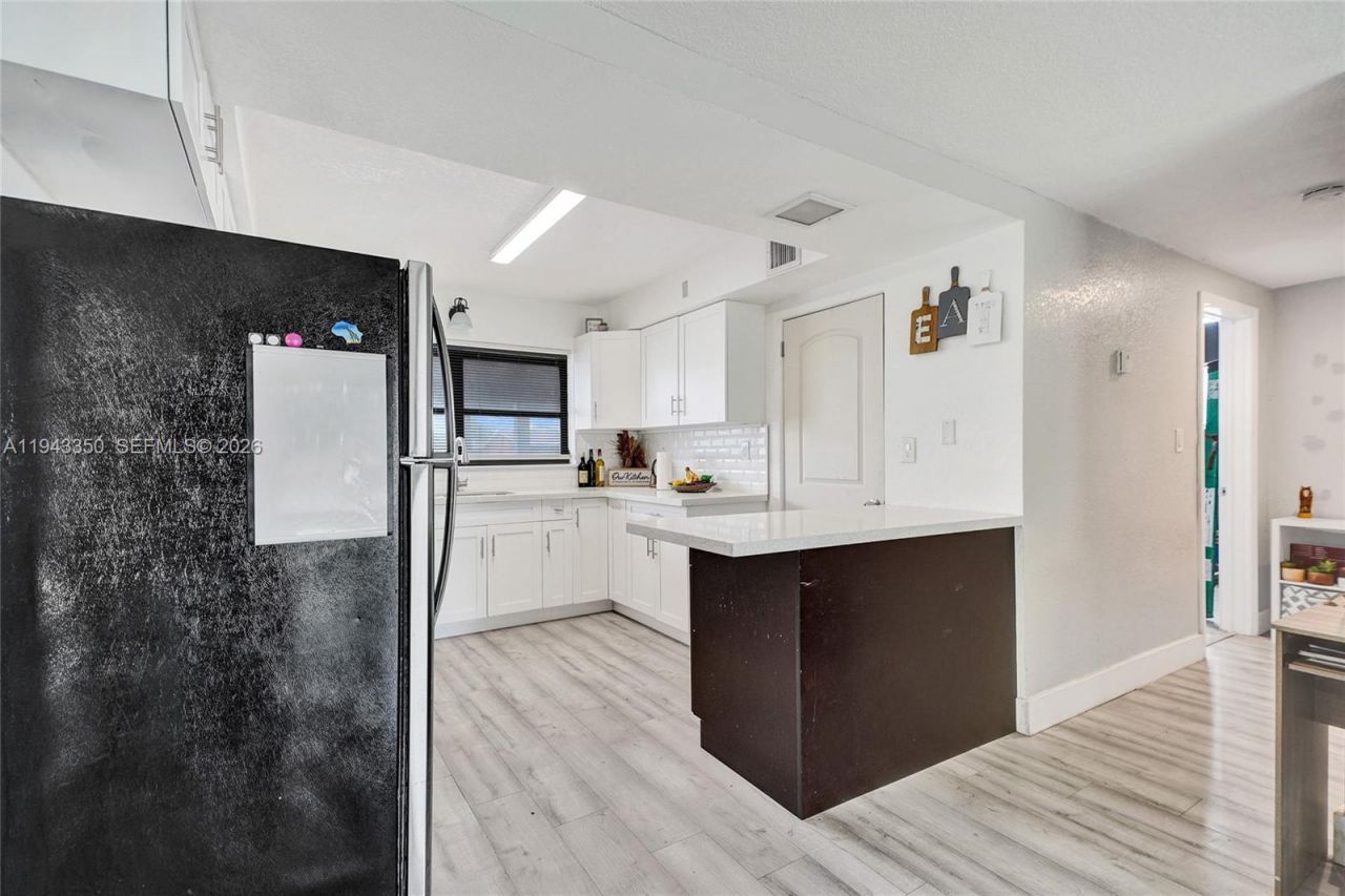 19620 NW 6th Ct, Miami Gardens, FL 33169 Photo