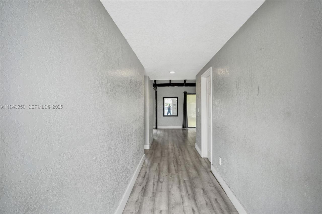 19620 NW 6th Ct, Miami Gardens, FL 33169 Photo