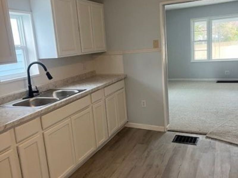 402 Kinzel Avenue, Zanesville, OH 43701 Photo 7