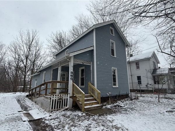 988 East Avenue SE, Warren, OH 44484