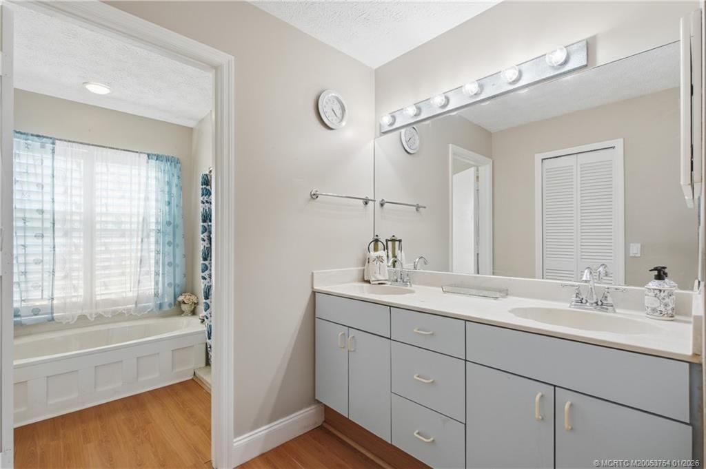 1569 NE Amy Avenue, Jensen Beach, FL 34957 Photo