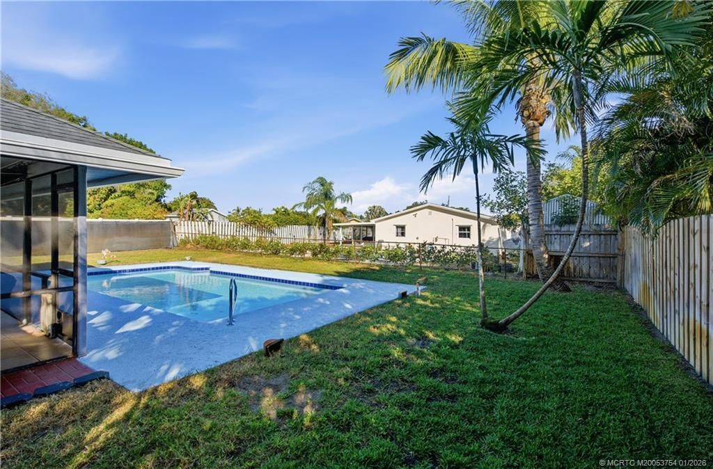 1569 NE Amy Avenue, Jensen Beach, FL 34957 Photo