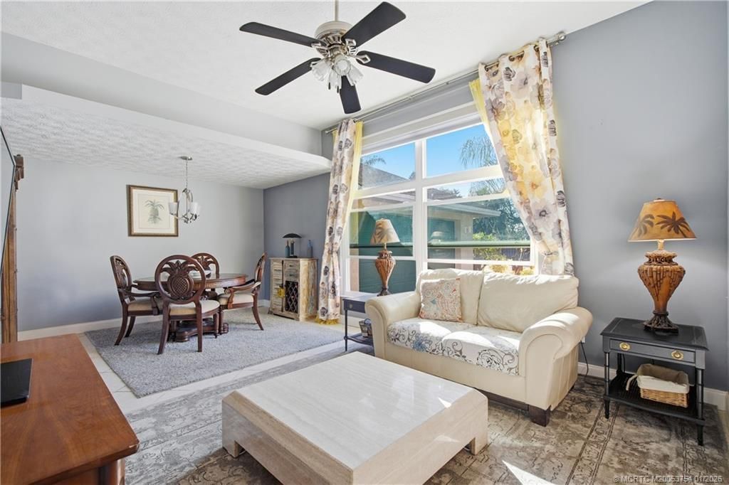 1569 NE Amy Avenue, Jensen Beach, FL 34957 Photo