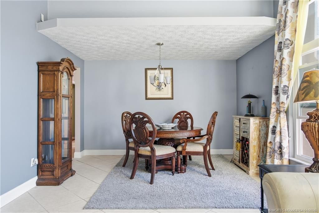 1569 NE Amy Avenue, Jensen Beach, FL 34957 Photo