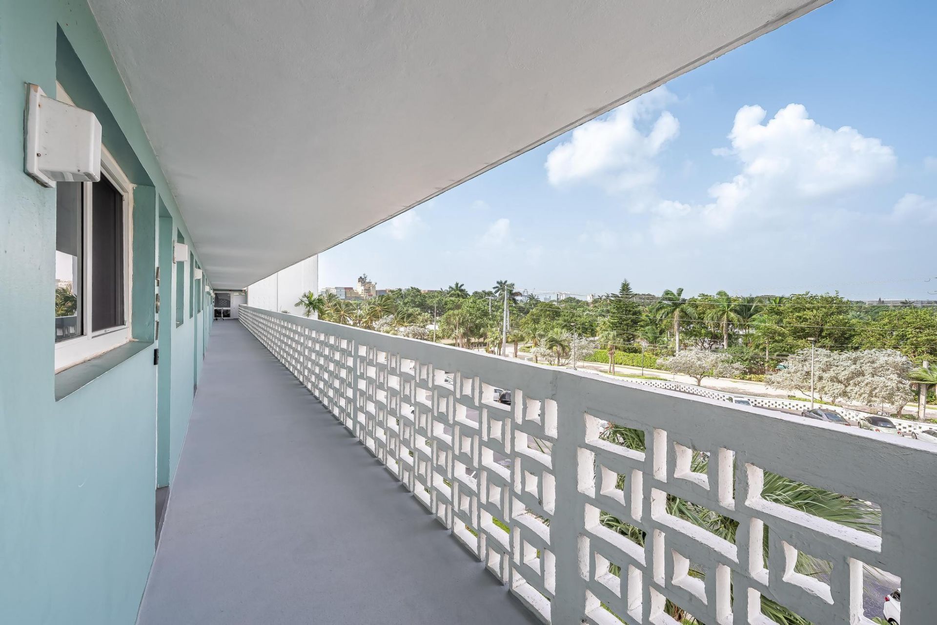 1900 S Ocean Drive, Unit 408, Fort Lauderdale, FL 33316 Photo