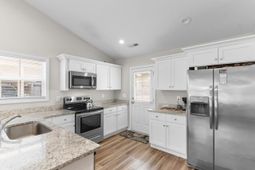 168 Rosedale Dr. photo 4