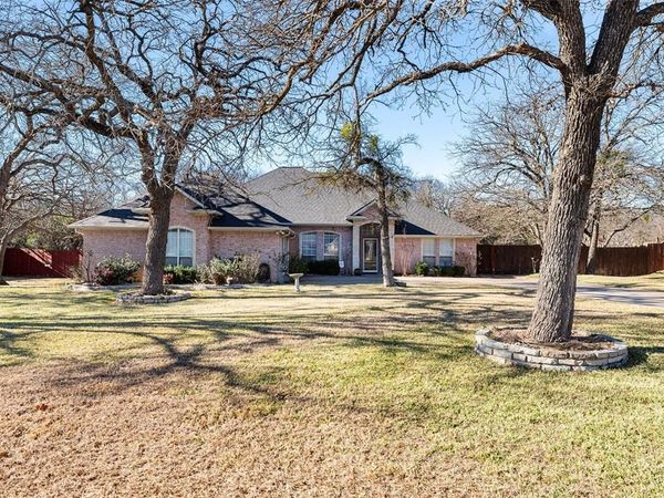4606 Stoney Creek Court, Granbury, TX 76049