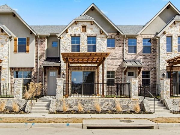 1208 Armstrong, The Colony, TX 75056