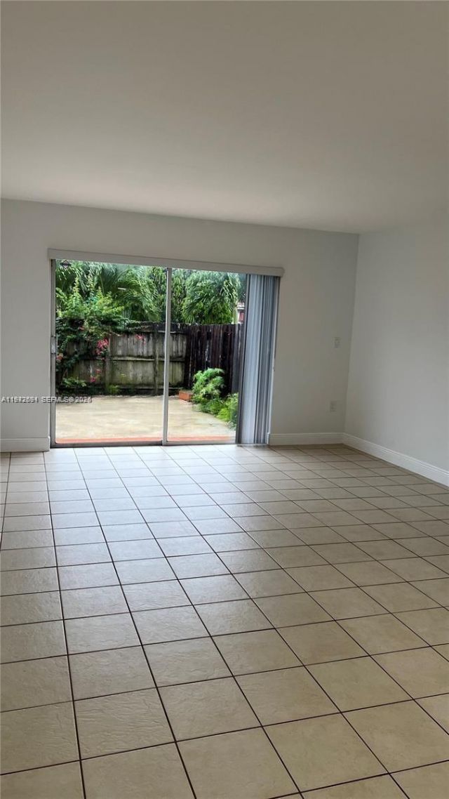 12304 NW 10 Th Lane, Unit 1603, Miami, FL 33182 Photo