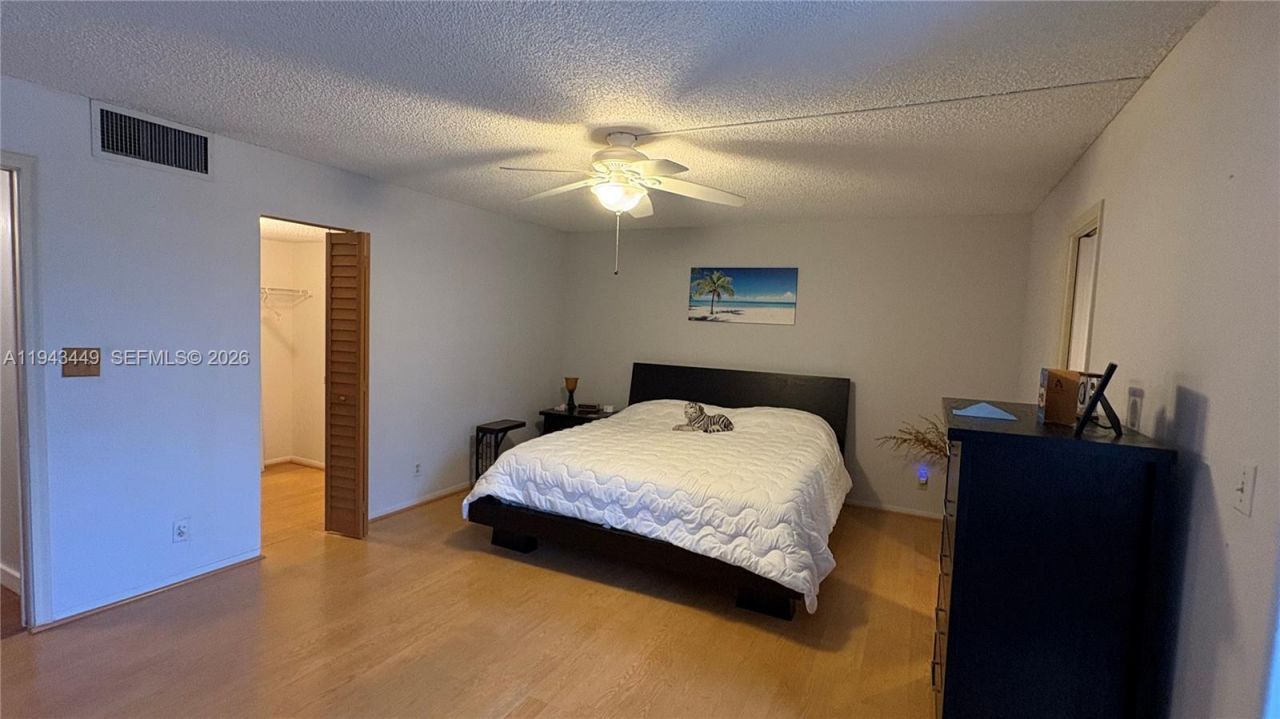 808 NE 27th Ave, Unit 808, Hallandale Beach, FL 33009 Photo