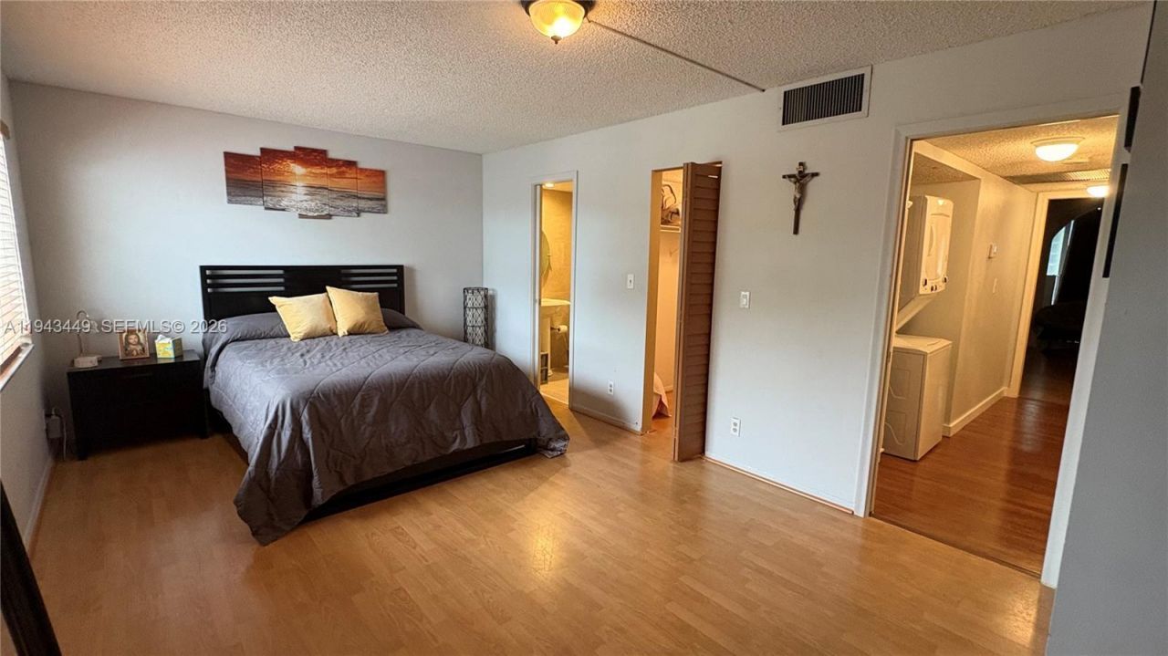 808 NE 27th Ave, Unit 808, Hallandale Beach, FL 33009 Photo