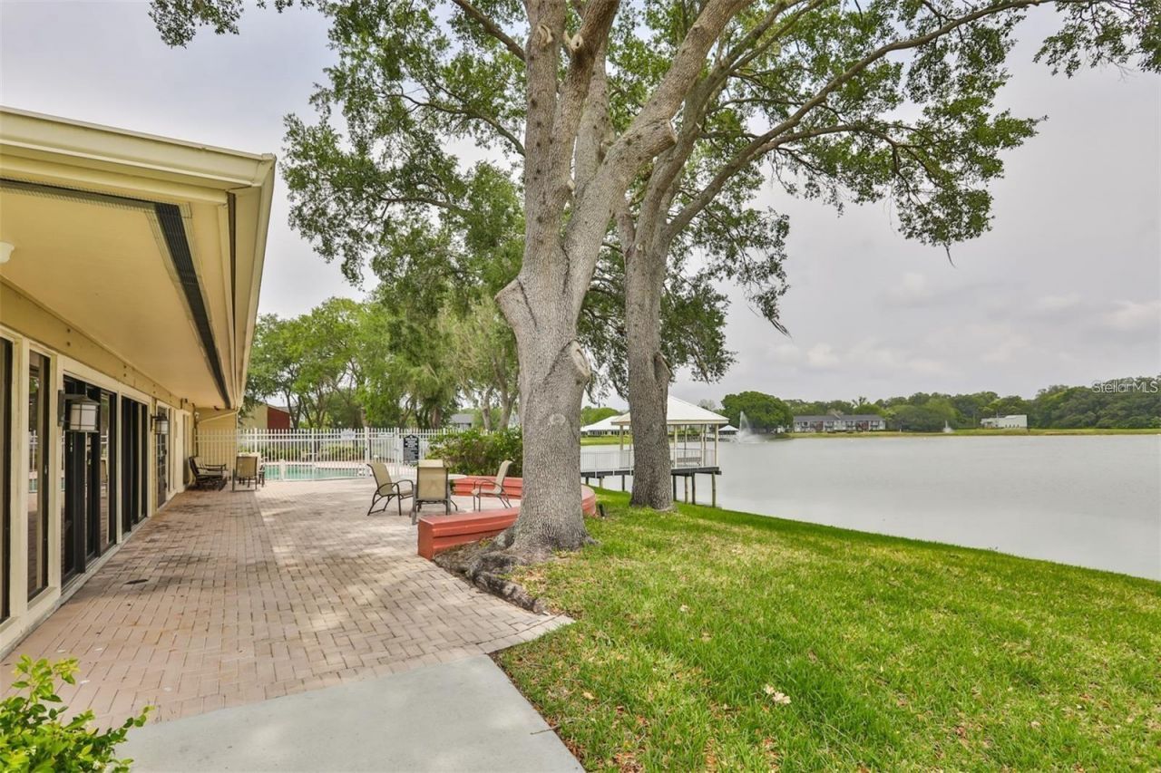 215 Lake Brook Circle, Unit 204, Brandon, FL 33511 Photo